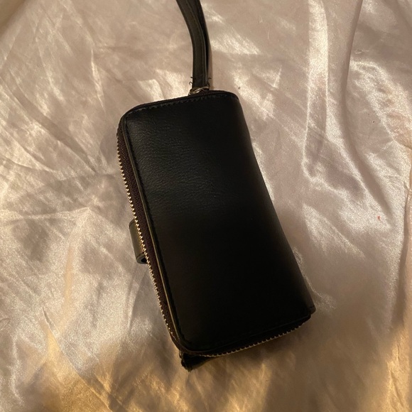 black wild fable wristlet with phone pocket - Picture 2 of 7